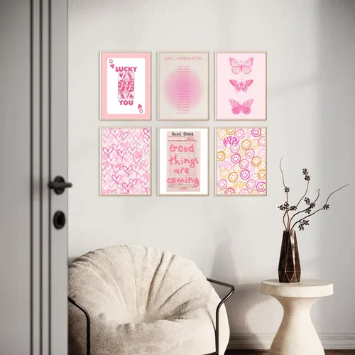 Vista 2 de QMV 6 piezas de arte de pared rosa preppy de póquer Halo Digital Room Póster estético mariposa sonriente y2k retro moda estilo universitario