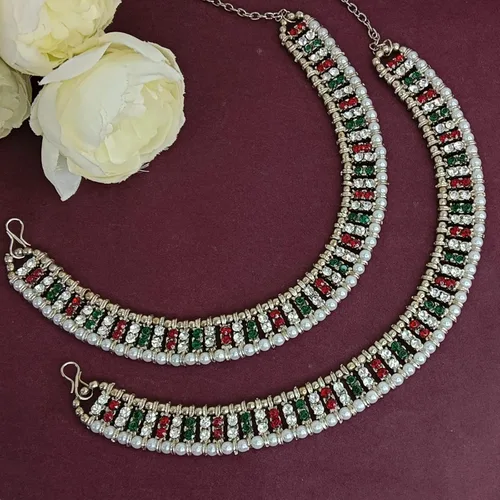 Vista 2 de Efulgenz Joyas indias oxidadas – Par de tobilleras y pulseras para mujer – Joyas de pie de perlas de cristal oxidadas boho Multi