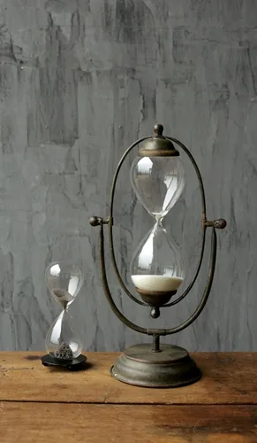 Vista 5 de Reloj de arena decorativo de 30 minutos de metal y vidrio