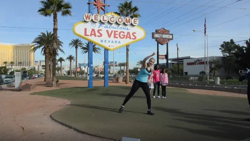 Vista 3 de Walk Across America 50 States 50 Workouts Jenny Ford Walking Program Beginner Workouts Exercise Fitness DVD
