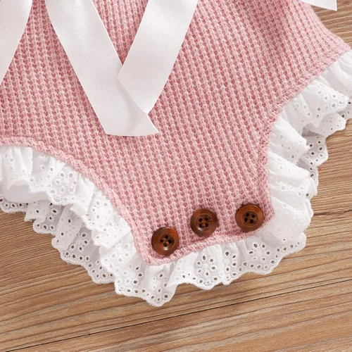 Vista 5 de Mameluco de una sola pieza de algodón y lino para bebé niña con volantes, sin mangas, con volantes, gorro