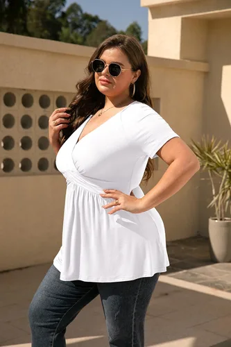 Vista 3 de TIANZHU Blusa de manga corta para mujer, talla grande, cuello en V, corte bajo, linda blusa