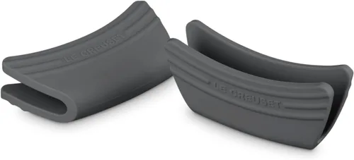 Vista 10 de Le Creuset Juego de 2 agarres de silicona, 5" x 2 1/2" cada uno, negro