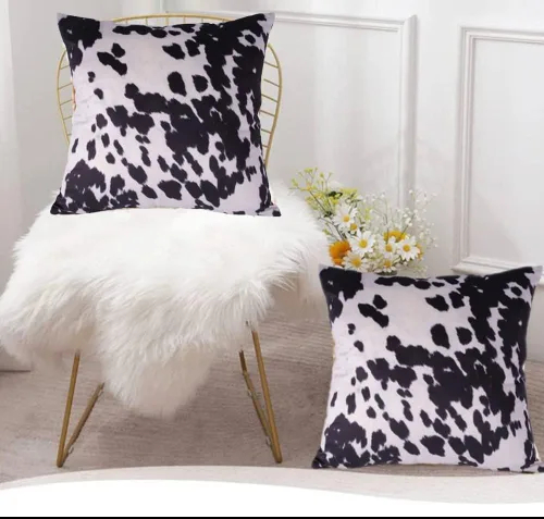 Vista 3 de Fundas de Almohada Decorativas de Terciopelo, Funda de Cojín Cuadrada Decorativa en Blanco y Negro, Estampado de Piel de Vaca, Funda de Almohada