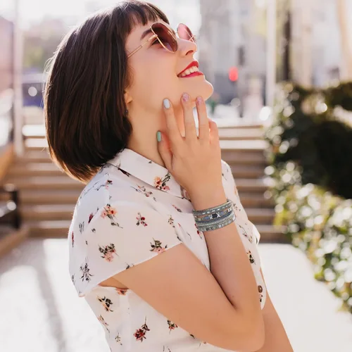 Vista 7 de Long tiantian Pulsera de cuero multicapa hecha a mano, pulseras bohemias de cristal trenzado en capas para mujeres, pulseras de cuero, joyería
