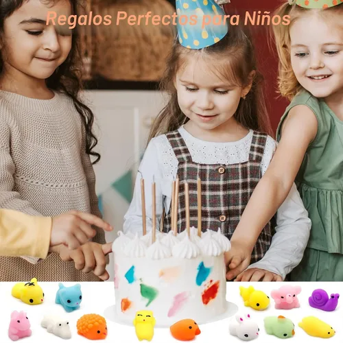 Vista 4 de LENYOQIN 100 Juguetes Squishy Mochi Kawaii, Juguetes Blandos para Niños para Recuerdos de Fiesta, Mini Juguetes para Alivio del Estrés Sensorial