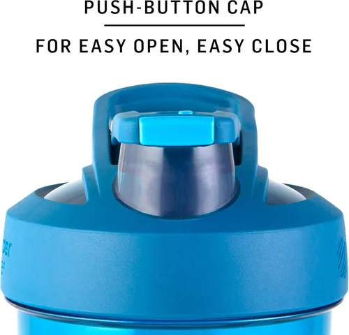 Vista 3 de BlenderBottle Strada Shaker Cup (28 onzas, blanco) y BlenderBottle Shaker Bottle Pro Series (24 onzas, negro)