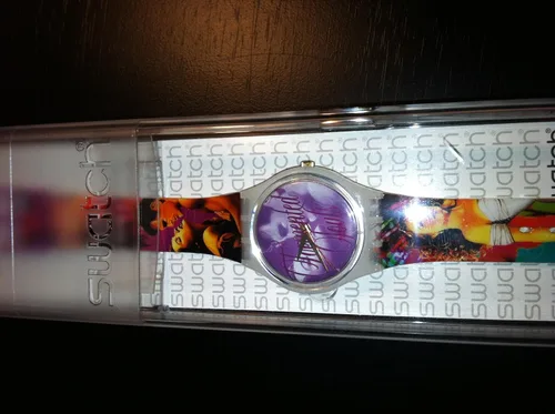Vista 3 de Swatch clásico Unisex atormentada Souls Modelo # gw118