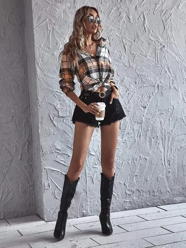 Vista 5 de SheIn Blusa de manga larga a cuadros con botones y cuello de solapa para mujer