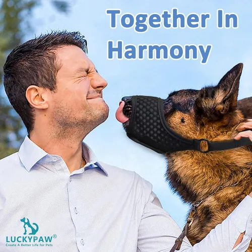 Vista 8 de LuckyPAW Bozal para Perros, Bozales Suaves para Perros Grandes, Medianos y Pequeños para Evitar Mordeduras y Masticaciones con Anillo y Correa Negro