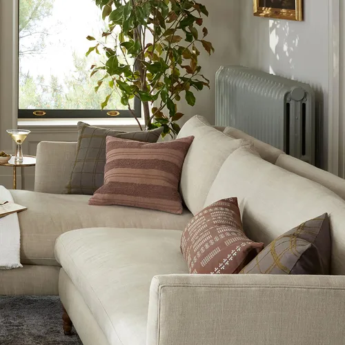 Vista 3 de Loloi Jean Stoffer x Kristy Collection PJS0001 - Almohada de arcilla (18.0 x 18.0 in), solo funda