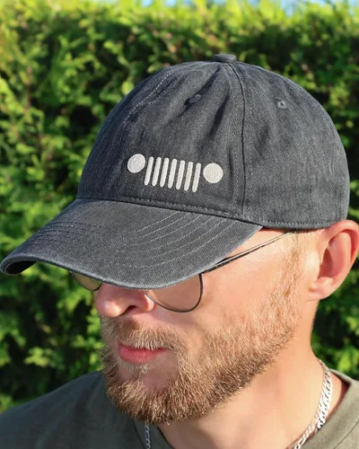 Vista 3 de Jeep Grille Logo Garment Washed Hat Negro