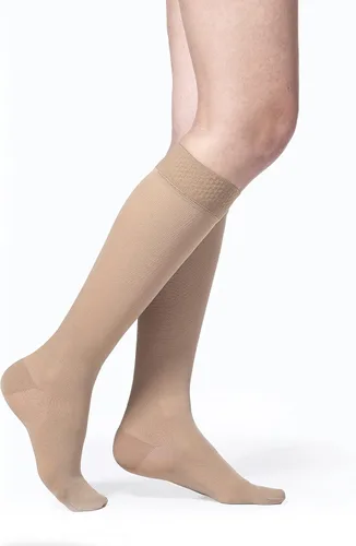 Vista 4 de SIGVARIS Essential Opaque 860 - Calcetines altos para pantorrilla con agarre superior de 20-30 mmHg