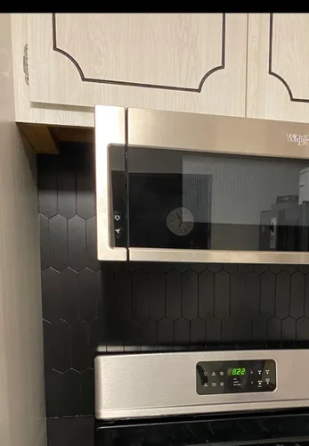 Vista 5 de Azulejo negro para salpicaduras de piquete, aspecto de cerámica, largo hexágono autoadhesivo para pared de cocina y baño, paquete de 6