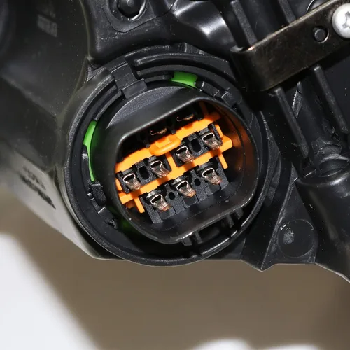 Vista 6 de Go-Parts - Conjunto de faros delanteros para Hyundai Accent 2012-2017, izquierdo (conductor), halógeno, tipo proyector con luces LED de circulación