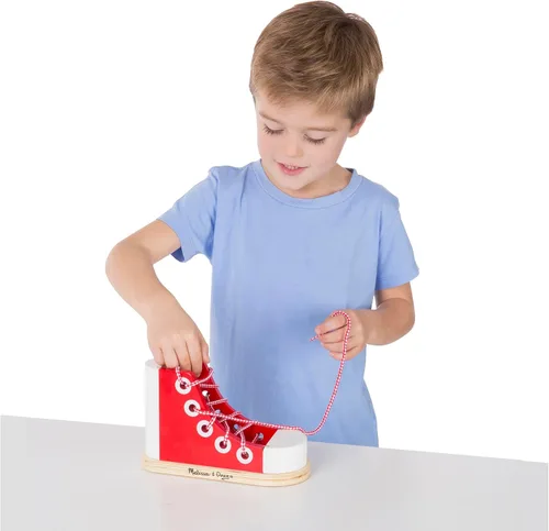Vista 8 de Zapatillas de madera con cordones de lujo Melissa & Doug, Estándar, talla única , Rojo