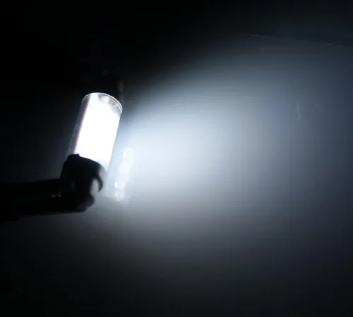 Vista 3 de LEDTCL-39M-W9 - Juego de bombillas LED para maletero (1.535 in, 9 LED, color blanco, 2 unidades)