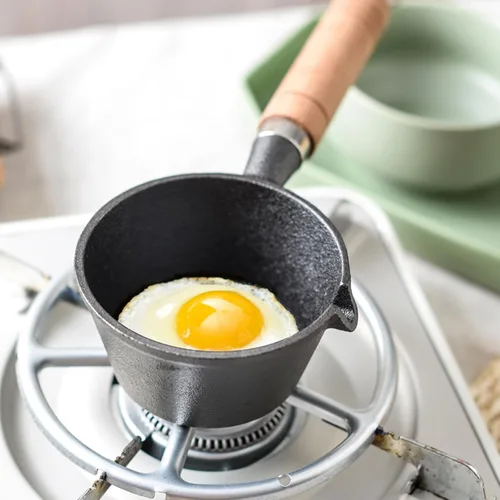 Vista 5 de Mini Sartén para Huevos, Sartén de Hierro Fundido para Tortillas con Mango de Madera, Mini Sartén Pre-Sazonada, Sartén Antiadherente de Hierro