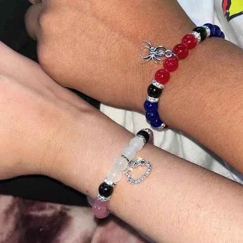 Vista 8 de QqzsJewls Pulseras de amistad a juego de arañas para mejores amigos, pulseras con dije de corazón para novia, novio, juego de 2 unidades, Halloween