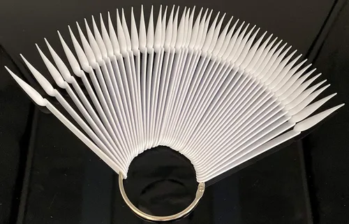 Vista 2 de 2 juegos de 100 puntas en forma de abanico de plástico para arte de uñas, exhibición de tablero de pulido, palos de práctica con soporte de anillo