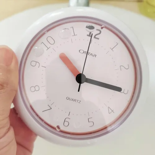 Vista 2 de OSTAR Reloj de ducha de 2 piezas, resistente al agua, analógico, de cuarzo, soporte colgante de doble propósito, funciona con pilas AA