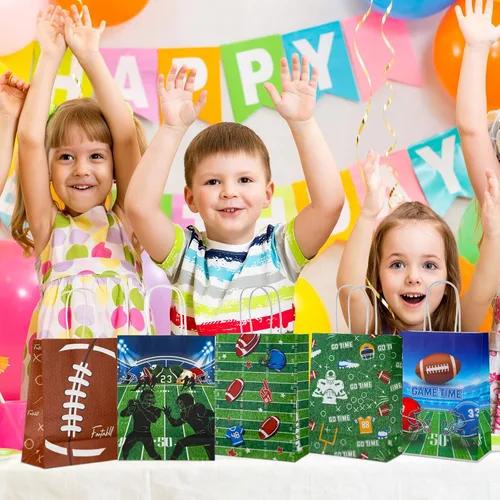 Vista 5 de Zonon 20 bolsas de regalo de fiesta de fútbol, bolsas de regalo de papel con patrón de fútbol, golosinas con asas, para equipos deportivos de rugby