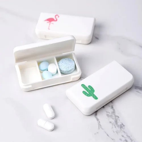 Vista 3 de Pastilleros de viaje portátil, 8 unidades, organizador de medicamentos de 3 compartimentos, estuche de transporte semanal diario para vitaminas