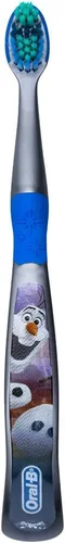 Vista 6 de Oral-B Cepillo de dientes Frozen de Disney, extra suave (los personajes varían), paquete de 2