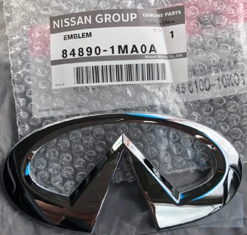 Vista 7 de NISSAN Emblema de pieza genuina Tapa de maletero Primera 4D Número de pieza 84890-50J60