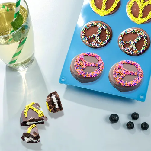 Vista 7 de TDHDIKE Moldes de silicona para galletas, moldes de caramelo cilíndricos redondos, 4