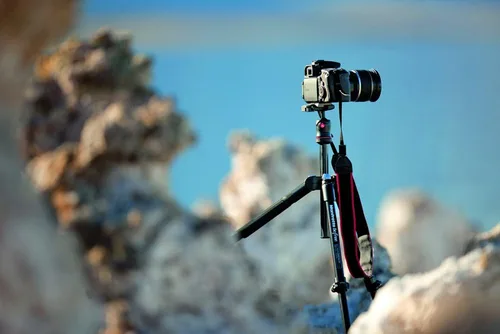 Vista 21 de Manfrotto, MKBFRA4-BH BeFree, trípode de aluminio compacto para viaje, color negro.