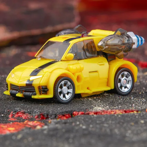 Vista 5 de Transformers Legacy United Deluxe Class Animated Universe Bumblebee, Figura de Acción Convertible de 5.5 Pulgadas, 8+