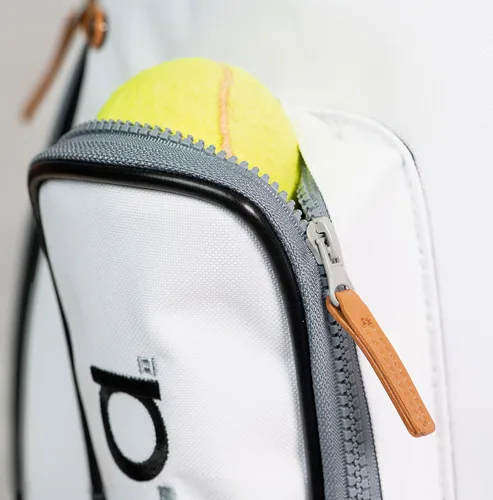 Vista 7 de P.ala Multi-Sport Crossbody Padel Bag – Fits 2 Padel Rackets, Lightweight 2.07 lb, Fence Hook, 13” Device Sleeve, Compact Racket Bag for Padel Blanco