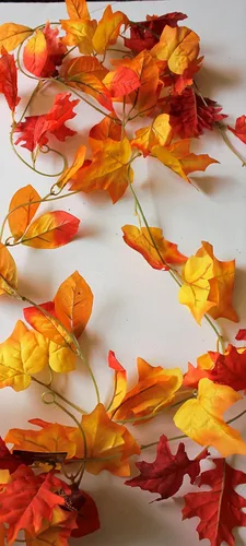 Vista 5 de 3 juegos de guirnaldas de otoño con hojas artificiales mixtas de color otoñal: 5 pies x 3, 15 en total