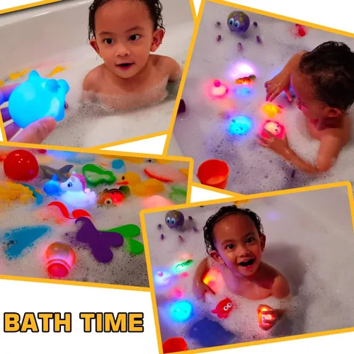 Vista 4 de Juguete de baño sin agujeros, paquete de 12 animales iluminados, juguetes de bañera de color intermitente para niños pequeños, piscina, fiesta