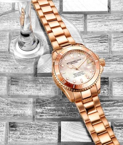 Vista 3 de Stuhrling - Reloj de buceo para mujer con pulsera de acero inoxidable movimiento de cuarzo y fecha