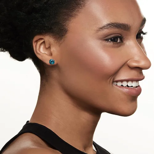 Vista 2 de Ross-Simons Aretes Martini con topacio azul Londres de 4,50 qt t en oro amarillo de 14 quilates, Gema, Topacio