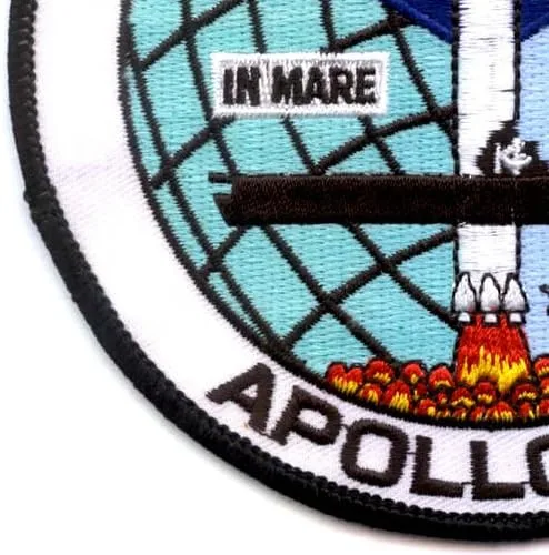 Vista 5 de cvs-14USS Ticonderoga parche Apollo 16