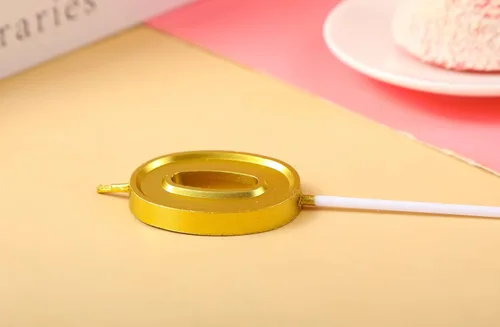 Vista 3 de Vela de 10 cumpleaños número 10, vela dorada de 10 cumpleaños niño niña décimo pastel para cumpleaños de diez años, boda, aniversario, fiesta