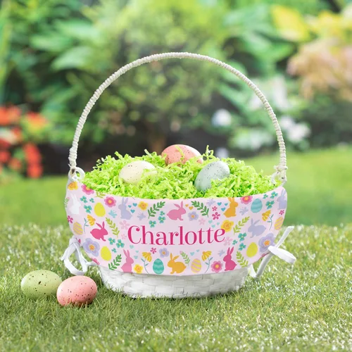 Vista 2 de Cesta de huevo de Pascua personalizada con diseño de flores de conejo con asa y nombre personalizado, forros de canasta de Pascua rosados, canasta