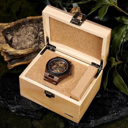 Vista 4 de BOBO BIRD Relojes de madera para hombre, reloj mecánico de esqueleto, relojes de pulsera ligeros de lujo con correa de madera natural de colección