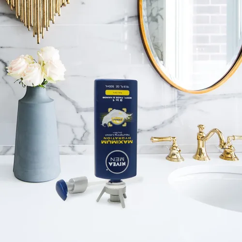 Vista 6 de Flip-It! Kit de vaciado de botellas: voltea la botella boca abajo para obtener cada gota. Adaptadores adicionales incluidos para adaptarse a