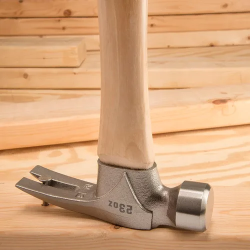 Vista 6 de ESTWING Pro California Hammer - Martillo de garra de 23 onzas con cara lisa y mango de madera de nogal - MRW23LS