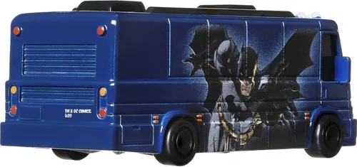 Vista 2 de Hot Wheels Autobús turístico de cultura pop, vehículo a escala 1:64 para niños de 3 años en adelante y coleccionistas de autos de juguete clásicos
