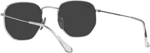 Vista 6 de Ray-Ban RB8148 - Gafas de sol hexagonales de titanio, color plata/negro polarizado, 2.126 in