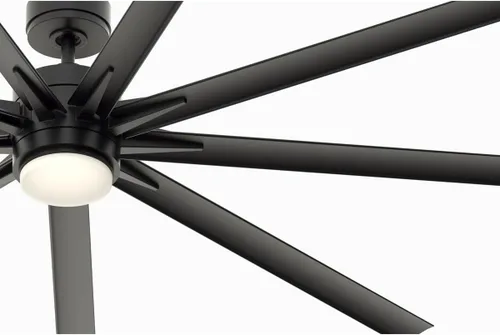 Vista 3 de Fanimation FPD8159BLW Odyn Ventilador de techo para interiores y exteriores de 84 pulgadas con cuchillas negras y kit de luz LED Negro con cuchillas