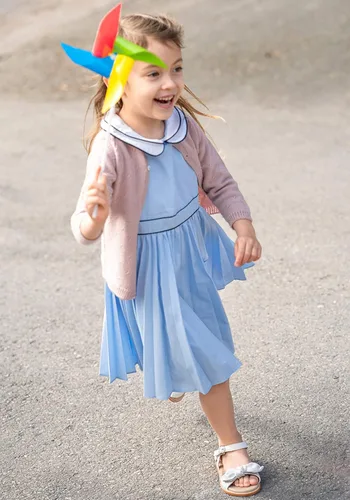Vista 8 de THEE BRON Sandalias para niñas pequeñas, zapatos de vestir para niña de flores, zapatos planos de verano con punta abierta
