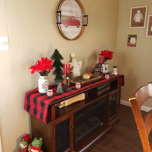 Vista 2 de Camino de mesa a cuadros de búfalo negro y rojo, 2 paquetes de 13 x 108 pulgadas, caminos de mesa navideños a cuadros para decoración de mesa