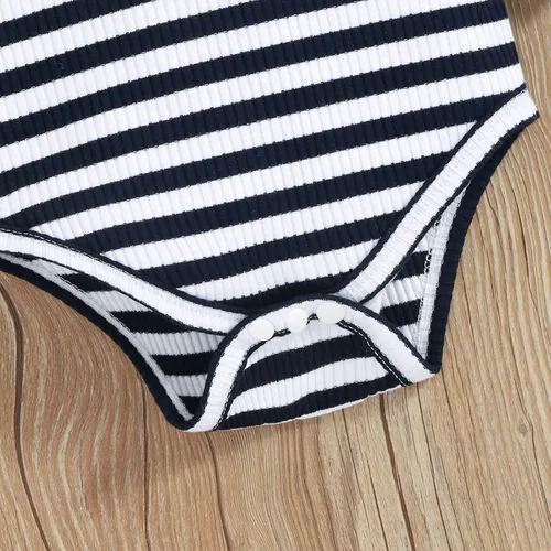 Vista 3 de Mameluco unisex de manga larga a rayas y overol de gofre para bebé con un sombrero de 0 a 24 meses