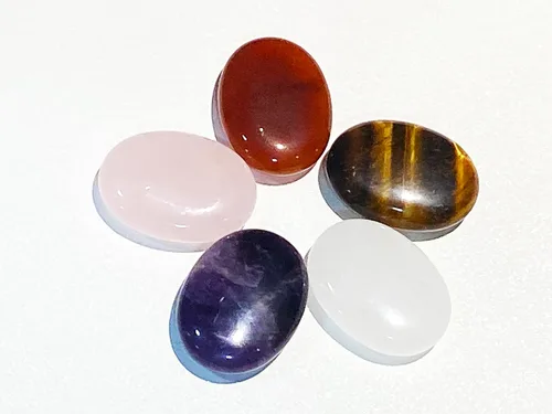 Vista 4 de Thumb Worry Stone - Juego de cristales curativos tallados a mano, bolsillo de piedras preciosas naturales, meditación Reiki, energía ovalada, palma